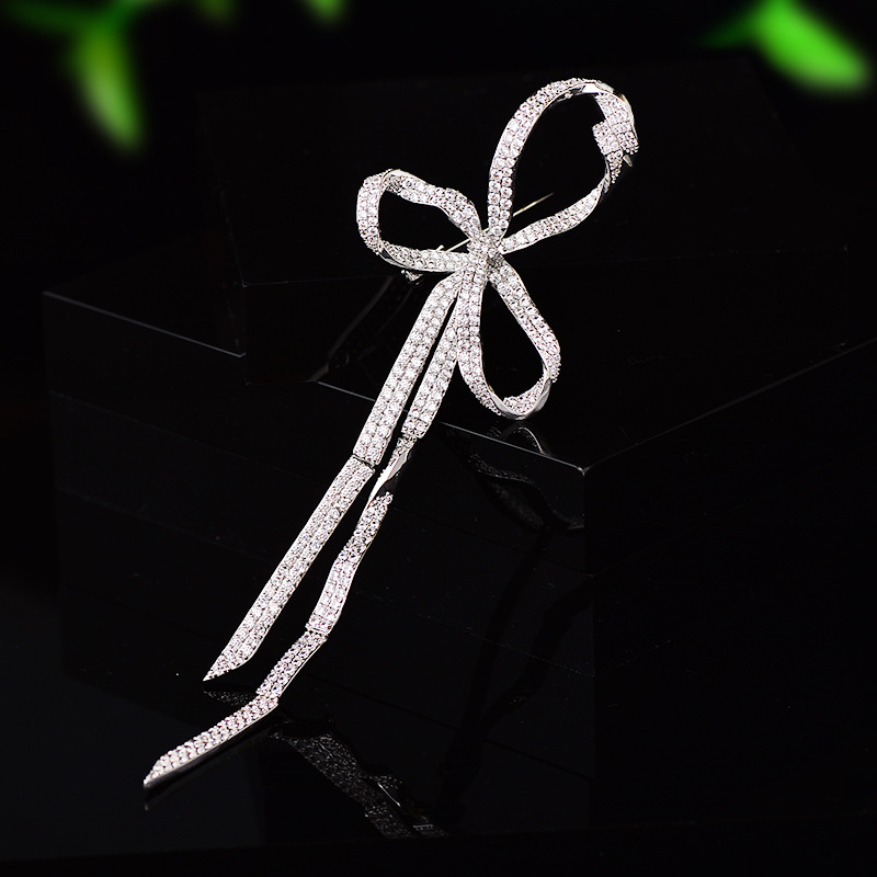 New Heavy Industry Luxury Zirc - Men Accessories Bouquet 评论和价格