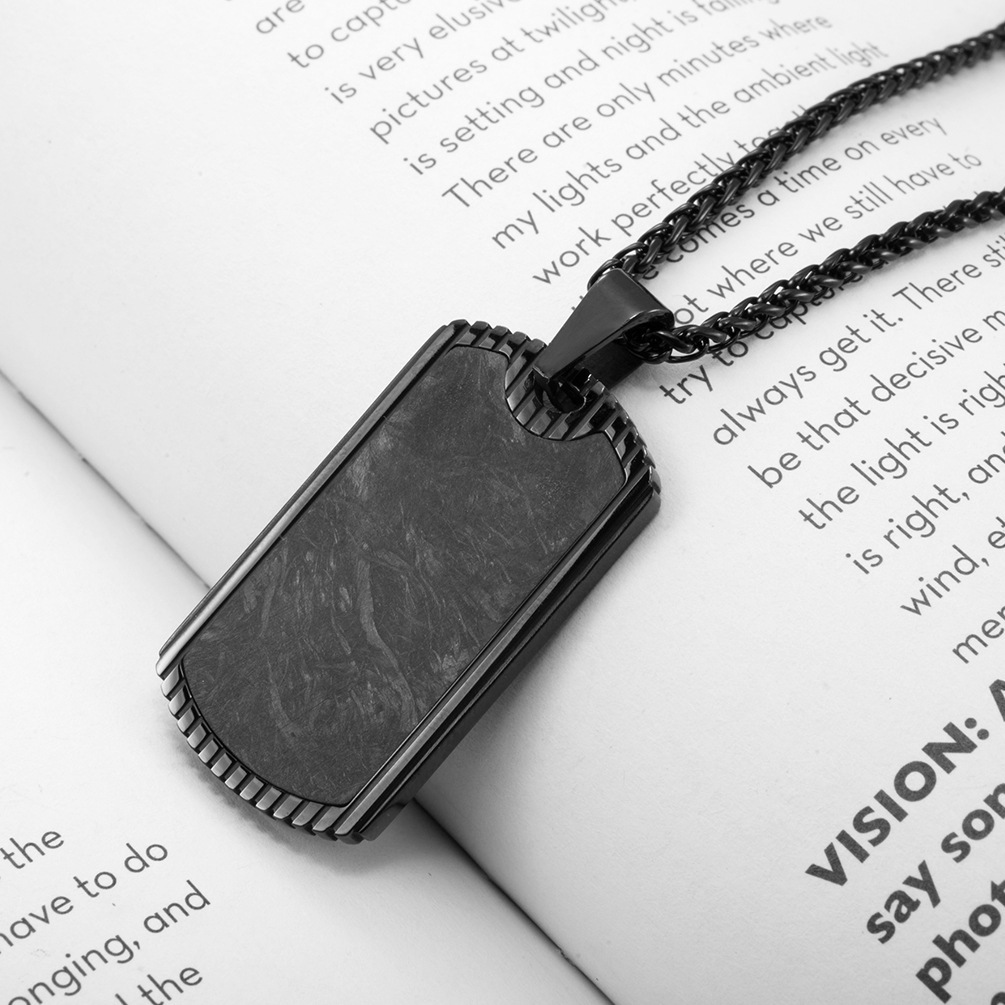 Carbon Fiber Pendant Stainless - Men Accessories List 评论和价格